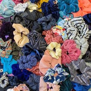 Random Assorted 25 Hair Tie Scrunchies Mixed Lot